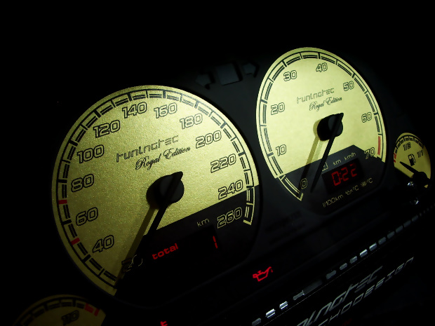 Tachoumbau Golf 3 Royal Edition